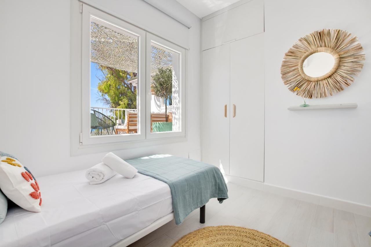 Casa De La Playa. Beach House With Magnificent Sea Málaga Eksteriør bilde